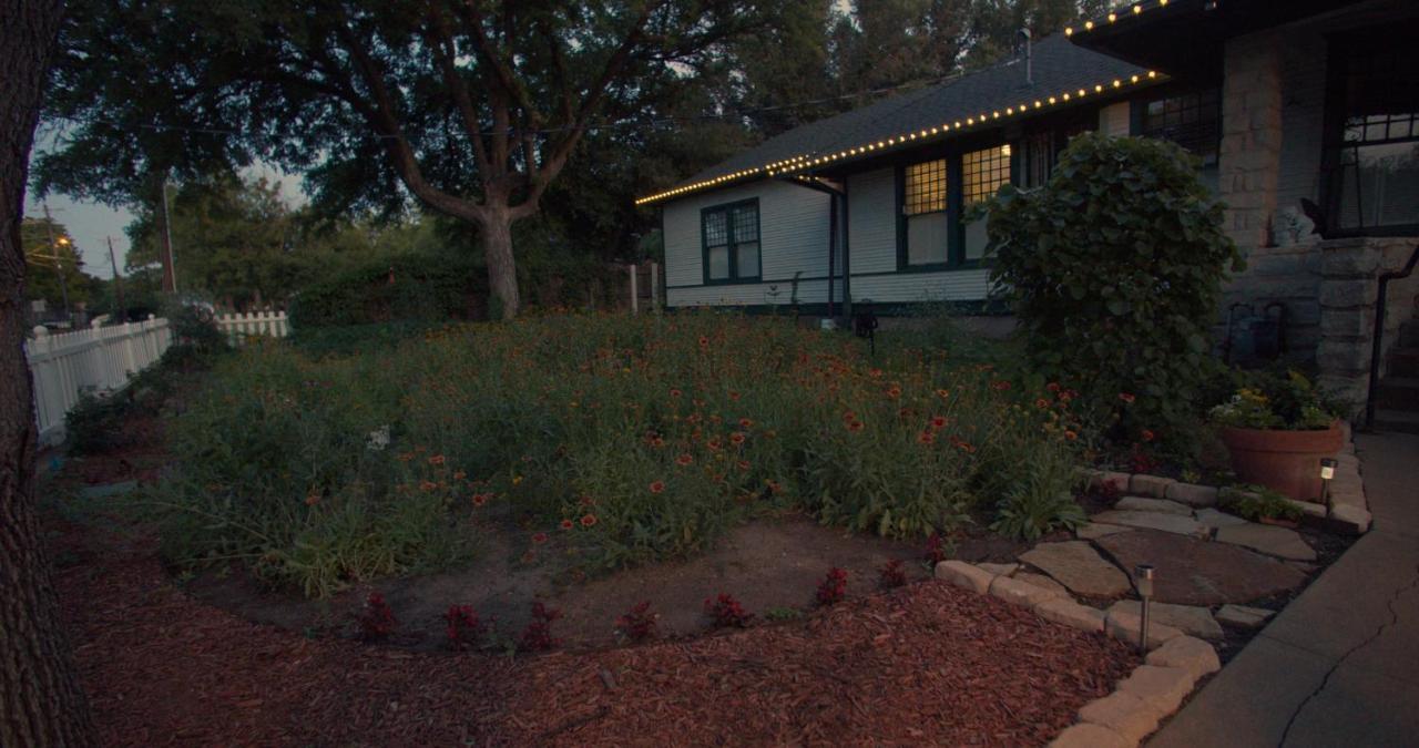 Granbury Gardens Bed And Breakfast מראה חיצוני תמונה