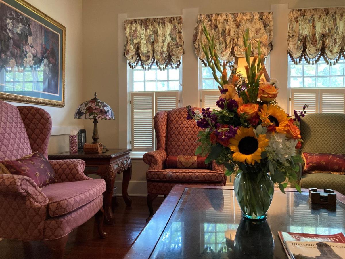 Granbury Gardens Bed And Breakfast מראה חיצוני תמונה