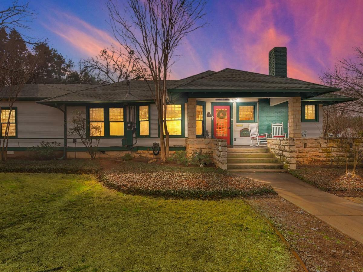 Granbury Gardens Bed And Breakfast מראה חיצוני תמונה